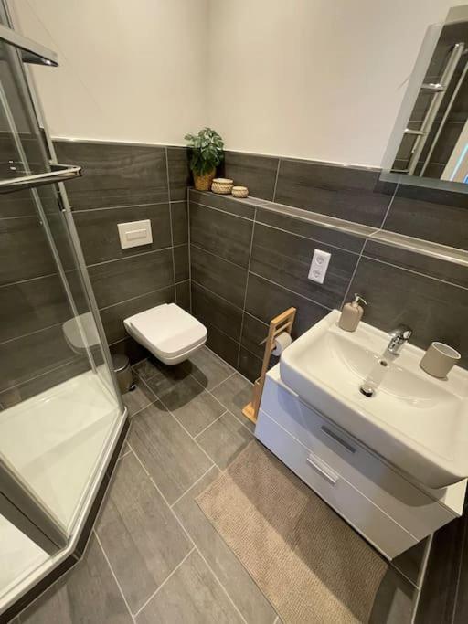 #attraktive Zentrumnahe Am Hauptbahnhof 2og Rechts Apartment